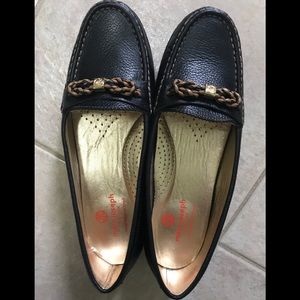 Marc Joseph New york Womens leather  loafer